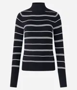 Suéter de punto negro con rayas horizontales blancas, cuello alto y mangas largas.
