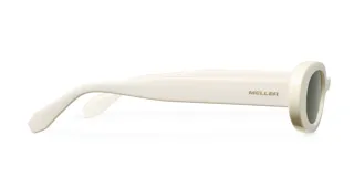 Gafas de sol con montura ovalada color blanco y lentes verdes.