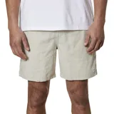 Bermuda de lino color beige, con cintura elástica y corte recto.