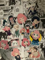 Set de 13 stickers con personajes de la serie Spy x Family.