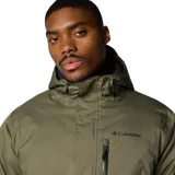 Campera técnica impermeable y transpirable con tecnología Omni-Tech y forro térmico reflectante Omni-Heat Infinity. Cuenta con capucha ajustable, cierre frontal, bolsillos laterales y en el pecho con cierre, y aislamiento sintético Thermarator de poliéster reciclado.
