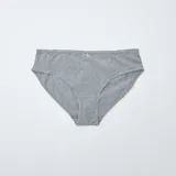 Pack de tres braguitas clásicas de algodón elástico color gris con detalle de moño en el centro.
