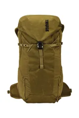 Mochila de senderismo y uso diario Thule AllTrail X 25L, color marrón nutria. Fabricada en lona de poliéster encerado reciclada, cuenta con compartimento principal con acceso lateral, funda interna para computadora portátil o hidratación, bolsillo frontal Shove-it, correas de compresión laterales, cinturón de cadera ajustable y panel posterior respirable.