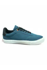 Championes deportivos Discovery modelo Casual Expedition, de color azul con cordones negros, suela blanca y detalles de la marca en el lateral.