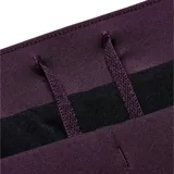 Short Under Armour de mujer, color negro, con cintura elástica, calza interior de malla y logo estampado en la pierna.