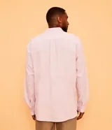 Camisa de manga larga Marfinno con cuello camisero y cierre frontal de botones. Confeccionada en tejido plano de lino y algodón.