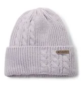Gorro de lana tejido con diseño de trenzas y canalé, color lila. Presenta un dobladillo con parche de cuero sintético con el logo de la marca y cuenta con una cinta interior forrada en polar para mayor calidez.