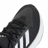 Championes de running Adidas modelo Ultrarun 5 W, color negro con las icónicas tres tiras laterales en blanco y suela de amortiguación blanca.