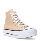 Championes de caña alta Converse modelo Chuck Taylor All Star Lift Platform, color beige con plataforma blanca de doble suela y puntera de goma.
