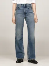 Pantalón de jean azul de corte bootcut, tiro alto y efecto lavado.