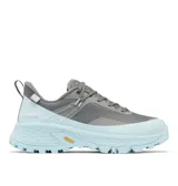 Championes de senderismo Columbia modelo Tellurix Titanium Omni-Max para mujer, en color gris con suela y detalles en celeste. Confeccionados con malla técnica impermeable y transpirable OutDry, sistema de sujeción NAVIC FIT y suela Vibram con tacos para mayor tracción en terrenos difíciles.