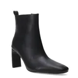 Botas cortas de mujer color negro, estilo botín, con caña ajustada, punta cuadrada y taco ancho y alto.