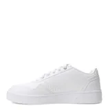 Championes Puma Court Classic de estilo urbano inspirado en el tenis, con diseño de líneas limpias y detalles en dorado. Presentan una parte superior de material sintético con perforaciones laterales para mayor ventilación y una suela de goma resistente.
