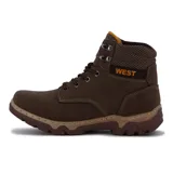 Bota acordonada de cuero sintético color marrón, con suela de goma y detalles de costuras.