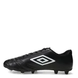 Championes de fútbol Umbro Classico II HG para césped natural, color negro con detalles en verde flúor, cordones negros y suela con tapones.