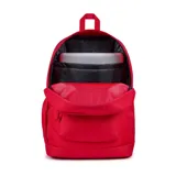 Mochila JanSport roja de poliéster con un compartimento principal, bolsillo frontal con cierre, bolsillo lateral para botella de agua y sobre interno acolchado para laptop de 15 pulgadas.