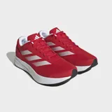 Championes de running Adidas modelo Duramo RC en color rojo, con las icónicas tres tiras laterales en blanco. Diseñados con una parte superior de malla transpirable, forro interno textil y mediasuela de EVA para mayor amortiguación.