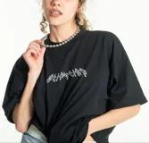 Collar corto plateado con cadena de acero inoxidable y perlas hematite.