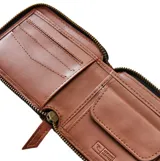 Billetera marrón de cuero con cierre de cremallera y protección RFID.