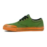 Championes de lona y gamuza sintética Quiksilver modelo Varial para hombre, en color verde militar con suela y puntera de goma marrón, cordones negros y detalles del logo en la lengüeta.
