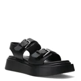 Sandalias de plataforma estilo chunky color negro, con dos tiras frontales anchas con hebillas metálicas plateadas y tira trasera de sujeción.