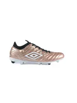 Championes de fútbol Umbro modelo Legend, color oro rosado metalizado, con cuello tejido negro y suela blanca con tapones fijos.