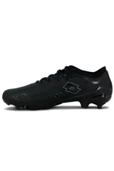 Championes de fútbol Lotto modelo Minza, color negro con detalles sutiles en gris, diseñados para canchas de once jugadores.