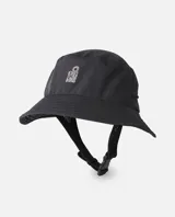 Sombrero bucket de surf Rip Curl S Series Surf en color negro, con solapa protectora para el cuello, paneles de malla transpirable y barbiquejo ajustable con hebilla.