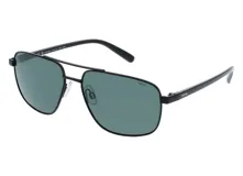 Lentes de sol INVU modelo B1310A, de aviador, con montura metálica negra mate y cristales polarizados grises.
