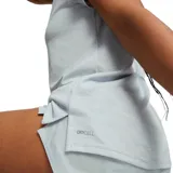 Remera deportiva Puma de mujer color gris jaspeado, de manga corta y cuello redondo. Cuenta con tecnología dryCELL para eliminar la humedad y mantenerte fresca y seca.