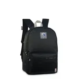 Mochila negra con el logo de los Dallas Mavericks y el logo de la NBA. Tiene un bolsillo frontal con cierre y correas acolchadas ajustables.