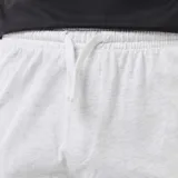 Conjunto de pijama corto Star Wars de dos piezas, compuesto por una remera gris oscuro de manga corta y cuello redondo con estampa frontal temática, y un short gris melange liso.