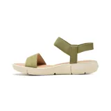 Sandalia casual Korium Confort modelo Agata, color beige, con tira frontal trenzada y tira trasera elástica.