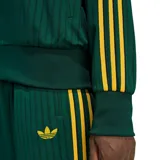 Campera adidas Originals Firebird Pinstripes verde oscuro con finas líneas verticales amarillas, cuello alzado, cierre frontal completo y las clásicas tres tiras de la marca en los hombros y mangas.