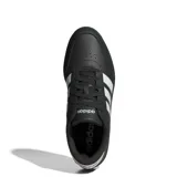 Championes urbanos Adidas modelo Breaknet 3.0, color negro con las tres bandas laterales en blanco. Presentan un diseño inspirado en el tenis con capellada sintética y suela de goma.