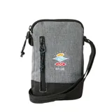 Morral Rip Curl gris con detalles en negro. Presenta un bolsillo frontal con cierre y logo de la marca estampado.