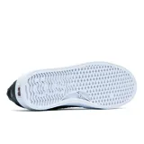 Championes de skate Öus modelo Cuoro, color negro con detalles en marrón y suela blanca. Presentan un diseño de perfil bajo con logo lateral distintivo, lengüeta de malla y cordones a tono.