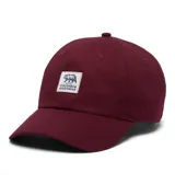 Gorra de algodón Columbia Provisions Ball Cap, color bordó, con visera curva y parche frontal bordado con logo de oso y la inscripción Columbia Sportswear.