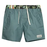 Boardshort de hombre color verde azulado con cintura elástica y cordón de ajuste color crema. La cintura presenta un estampado tropical en tonos negro, verde, naranja y amarillo. Incluye un botón en la bragueta y un pequeño parche con el logo de la marca en la pierna derecha.