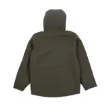 Chaqueta aislante ligera color verde militar, con capucha extraíble y ajustable. Presenta cierre frontal completo, bolsillos laterales y en el pecho con cremalleras impermeables en contraste amarillo, y ajustes elásticos en capucha y dobladillo.
