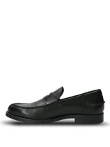 Mocasines Hush Puppies modelo Lucanos, de estilo clásico tipo penny loafer, confeccionados en cuero negro con costuras reforzadas y suela de goma.