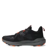 Championes de trail running Puma, modelo Lite Trail, en color negro con detalles en naranja. Presentan una suela de alta tracción con tecnología PROTREAD y entresuela de espuma EVA PUMALite para mayor amortiguación.