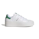 Championes Adidas Stan Smith Bonega de mujer, color blanco con detalles en verde en el talón y la lengüeta. Confeccionados con materiales reciclados y suela de plataforma.