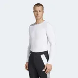 Remera deportiva de manga larga Adidas Techfit de ajuste ceñido y compresión, color blanco con cuello redondo.
