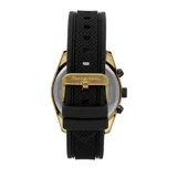 Reloj Maserati Attrazione con caja dorada, esfera blanca con detalles en negro y correa de silicona negra. Incluye cronógrafo, función de fecha y medición de doble zona horaria.