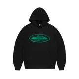 Hoodie negro de algodón con capucha y bolsillo frontal tipo canguro. Presenta un estampado gráfico en color verde en el centro del pecho que representa la isla de Alcatraz dentro de un óvalo.