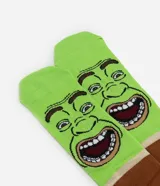 Medias de caña alta color verde con estampa de la cara de Shrek, con detalles en marrón y beige.