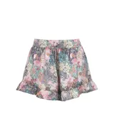 Short de tela con estampado floral multicolor, cintura elastizada con cordón ajustable y volados en el ruedo.