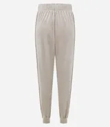 Pantalón tipo jogger de plush, con cintura elástica, bolsillos laterales y puños ajustados en los tobillos.