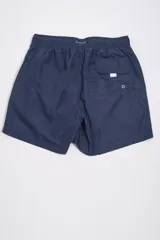 Short de baño Brooksfield de color rojo, con cintura elástica y cordón ajustable. Cuenta con bolsillos laterales, un bolsillo trasero y logo bordado en la parte inferior.